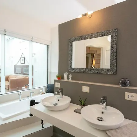 Marghi By Interhome شقة مادجوني
