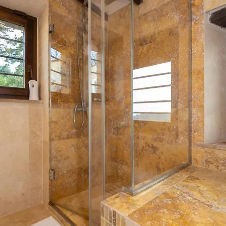 Marghi By Interhome شقة